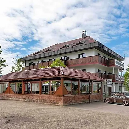 Beim Erich Hotel 3*